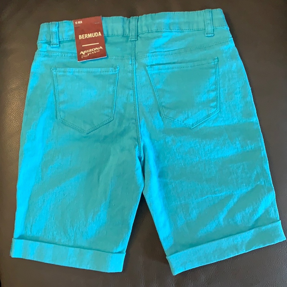 NWT Arizona Jeans stretch Bermuda shorts